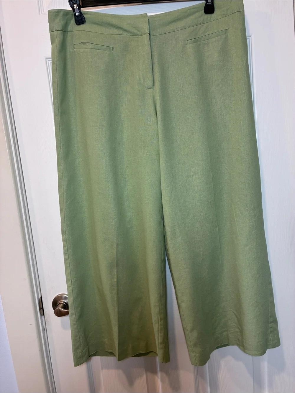 Linen Sage Green Wide-Leg Women’s Pants - Picture 6 of 8